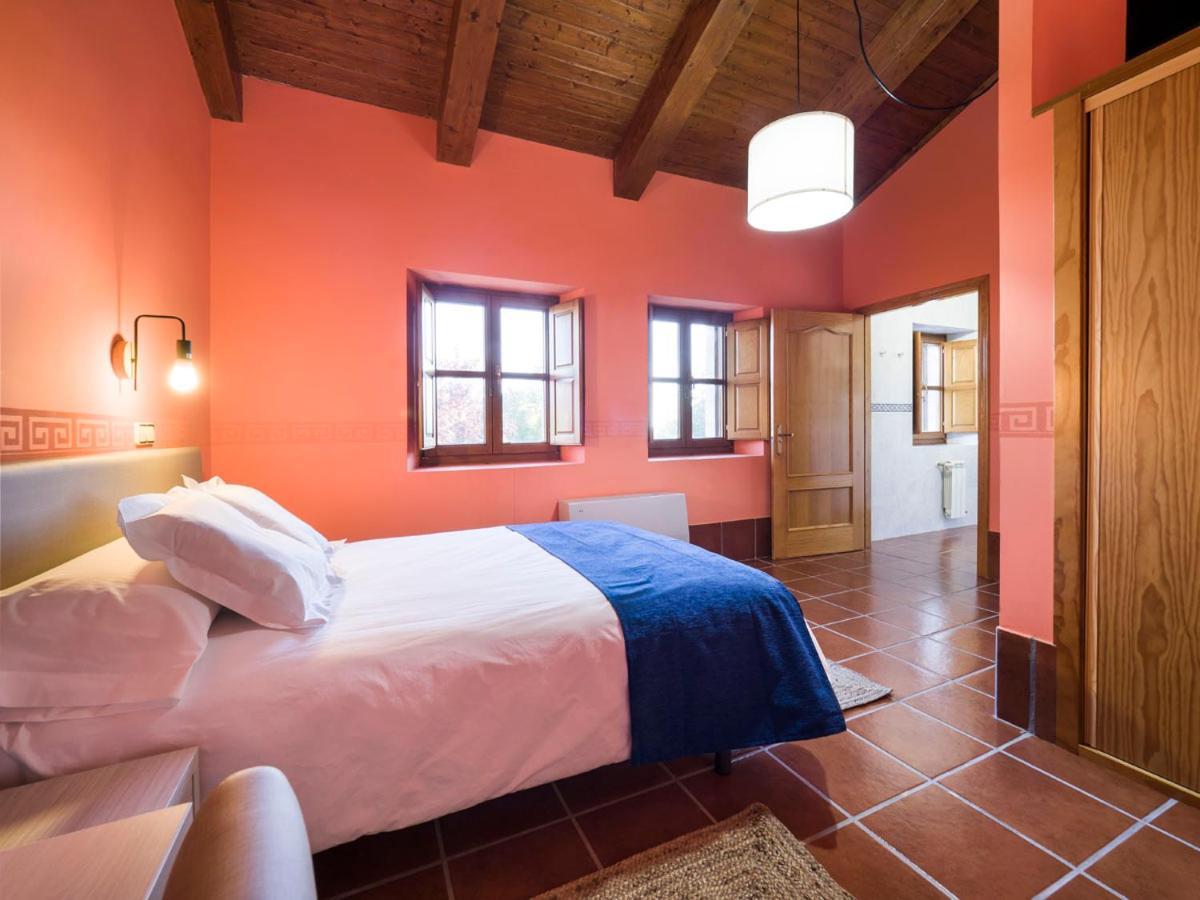 La Casona De Montealegre Pension Montealegre  Buitenkant foto